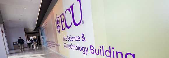 Banner_Life_Science_ch_0359